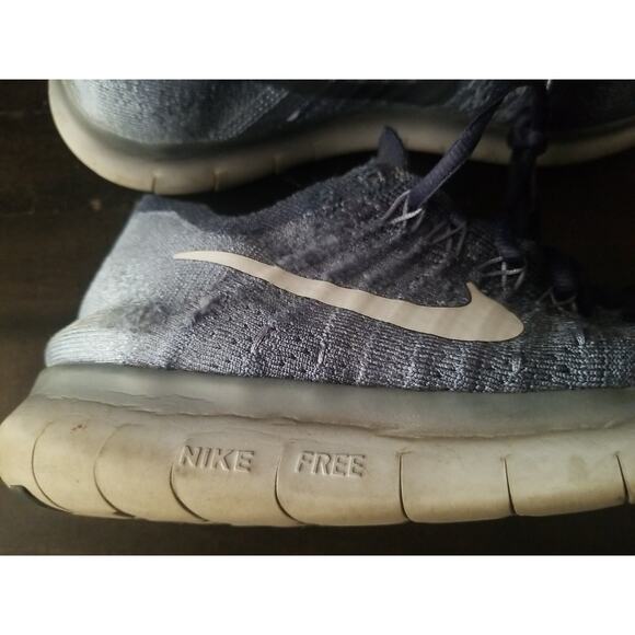 Nike Free Run Flyknit Women's Running Shoes Oreo Blue White 880843 402 Size 9.5 - Picture 7 of 16